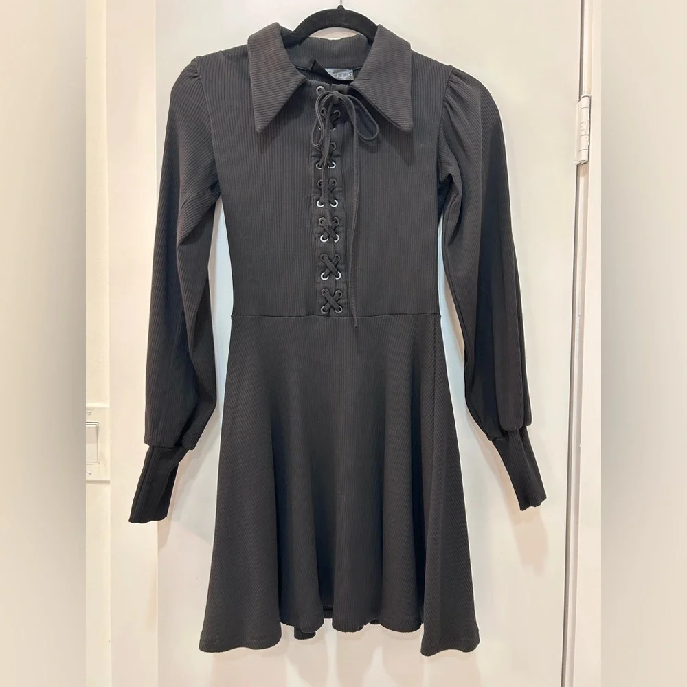 Foxblood Donna Dress size M like new - worn once - Picture 3 of 6